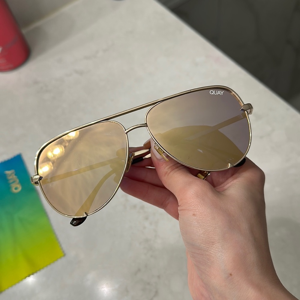 Quay x Desi High key sunglasses